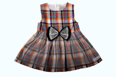 Check cute dress with a bow